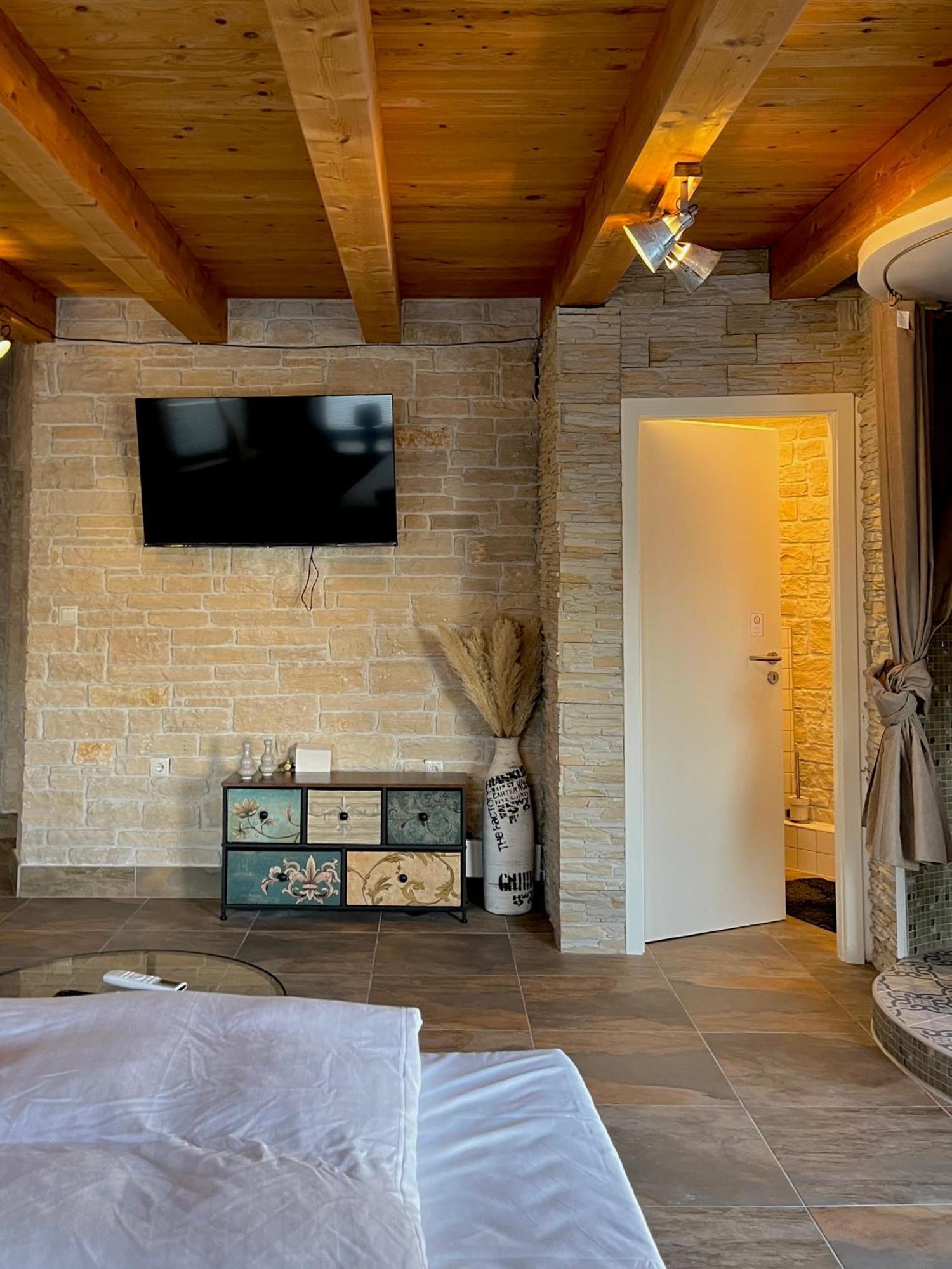 Hotel Zur Alten Stadtkellerei ライプツィヒ エクステリア 写真 Interior of the house